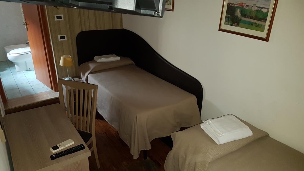 Hotel Il Castelletto Rome Luaran gambar